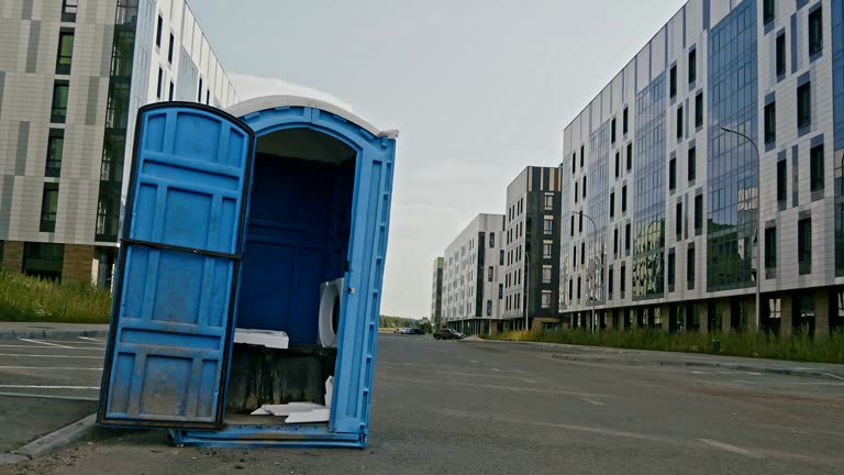 Best Short-Term Portable Toilet Rental  in Islandia, NY